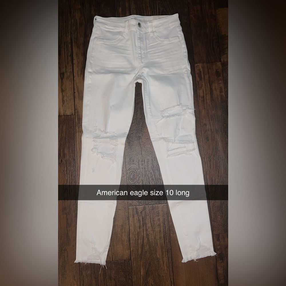 American Eagle Outfitters Women's Distressed White Skinny Jeans